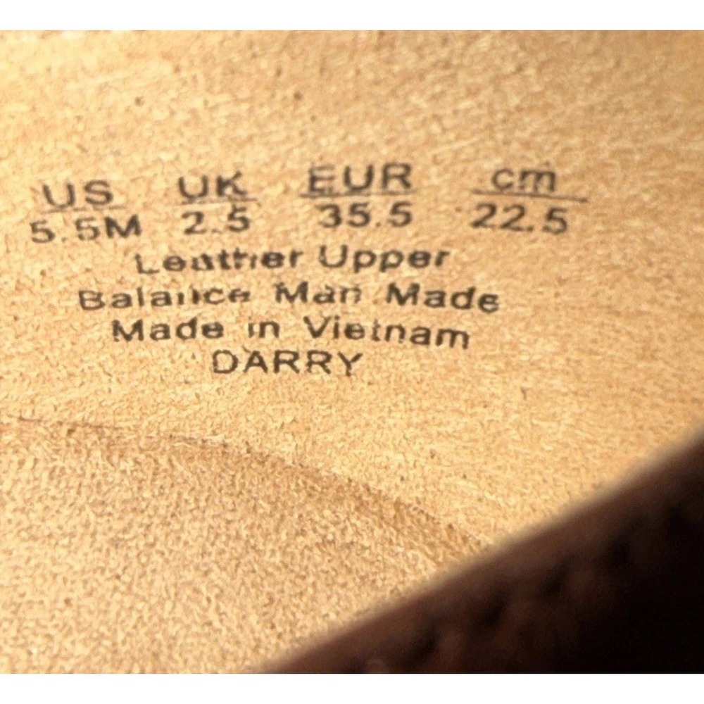 Naturalizer Woman's Darry Lug Sole Loafer Terracotta Leather Size 5.5M - Picture 8 of 8